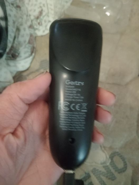 máquina cortar barba.