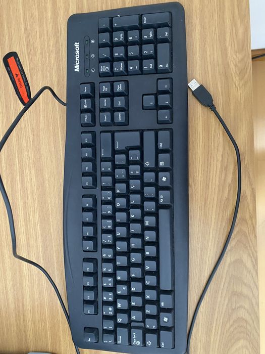 Microsoft Keyboard64737752696194122