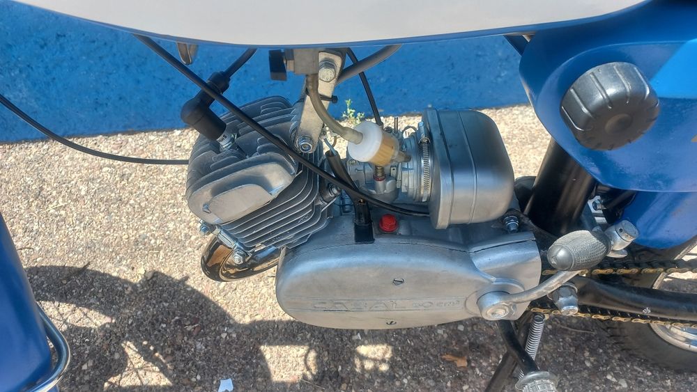 Vendo motorizada toda recoperada casal 2 volucidades