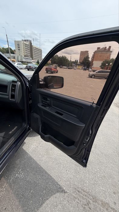Dodge RAM 1500 2016 VIN 1C6RR6FG7GS233772 фото оголошення 11 з 17
