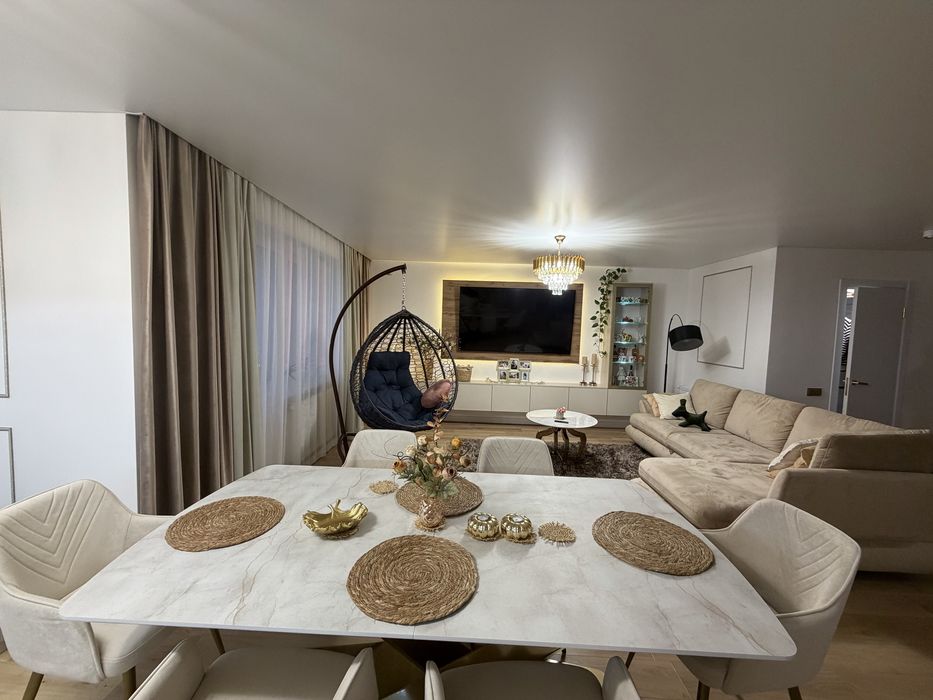 Продається 2-на квартира на Пирогова