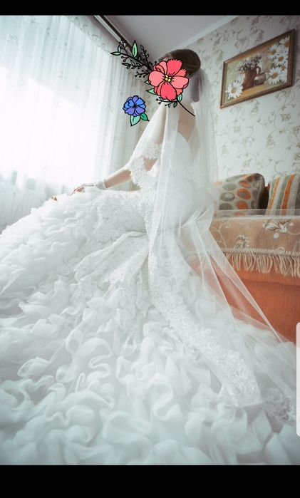 Шикарное свадебное платье