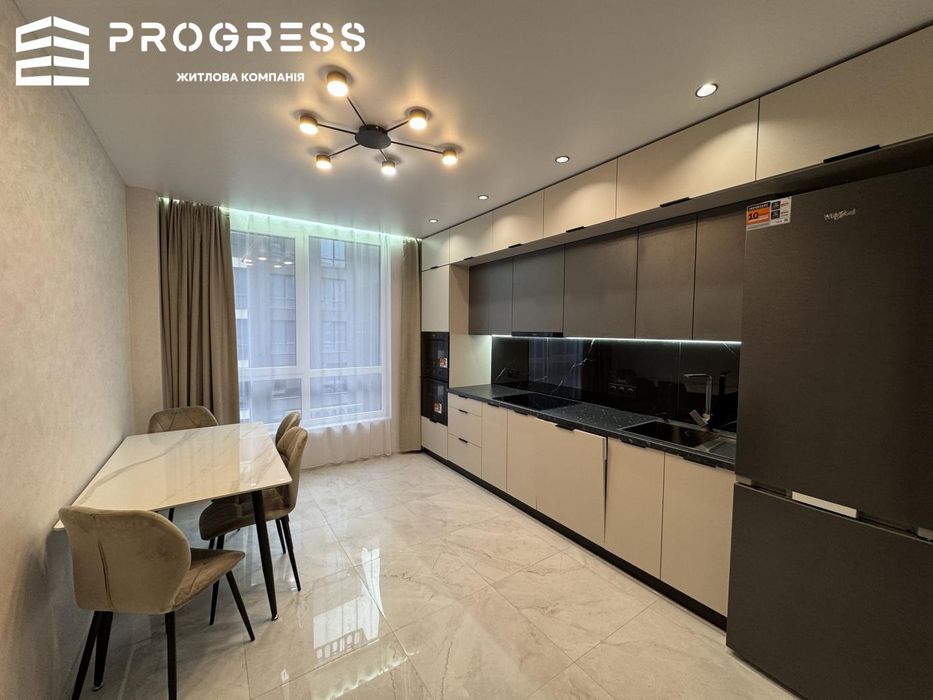 Apartment in Ivano-Frankivsk - View 4