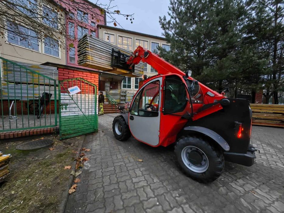 Wynajem maszyn budowlanych, podnośniki, ładowarki, wózki widłowe,