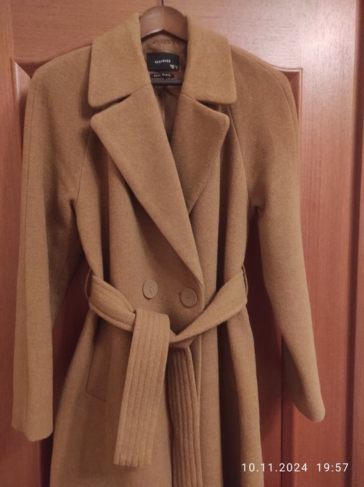 Пальто з додаванням шерсті коричневое пальто с добавлением шерсти