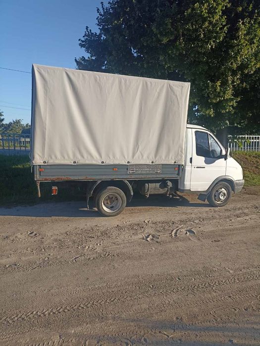 Послуги вантажних перевезень