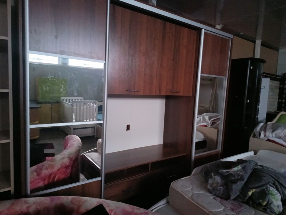 Шафа купе в гарному стані