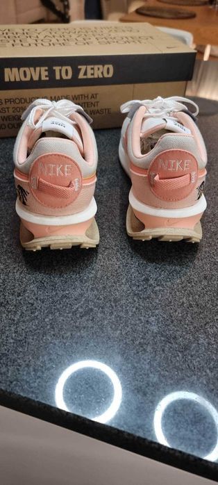 Buty damskie  Nike Air Max Pre-Day SE r. 39 Nowe