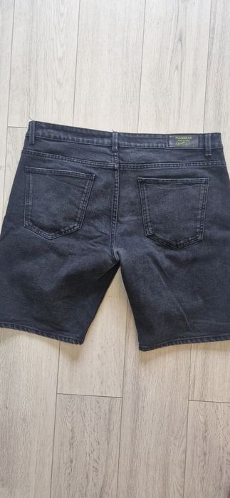 Pull&Bear  XL.  .