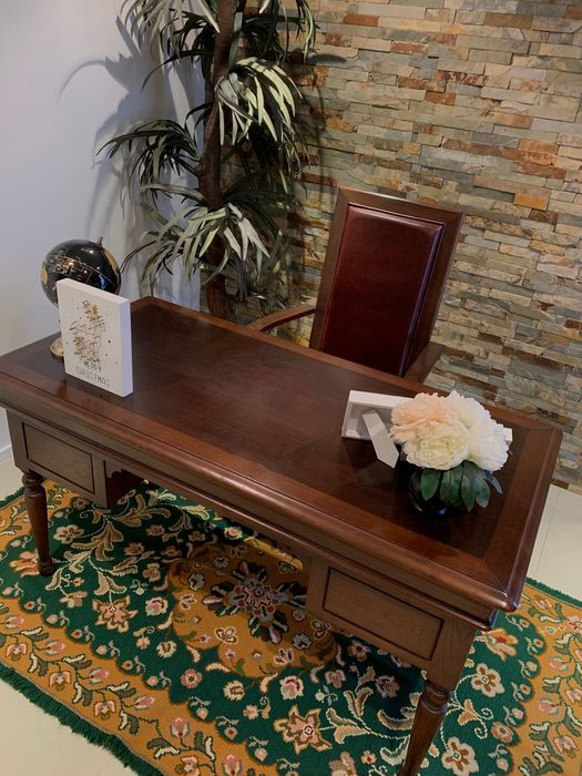 Secretária e Cadeira