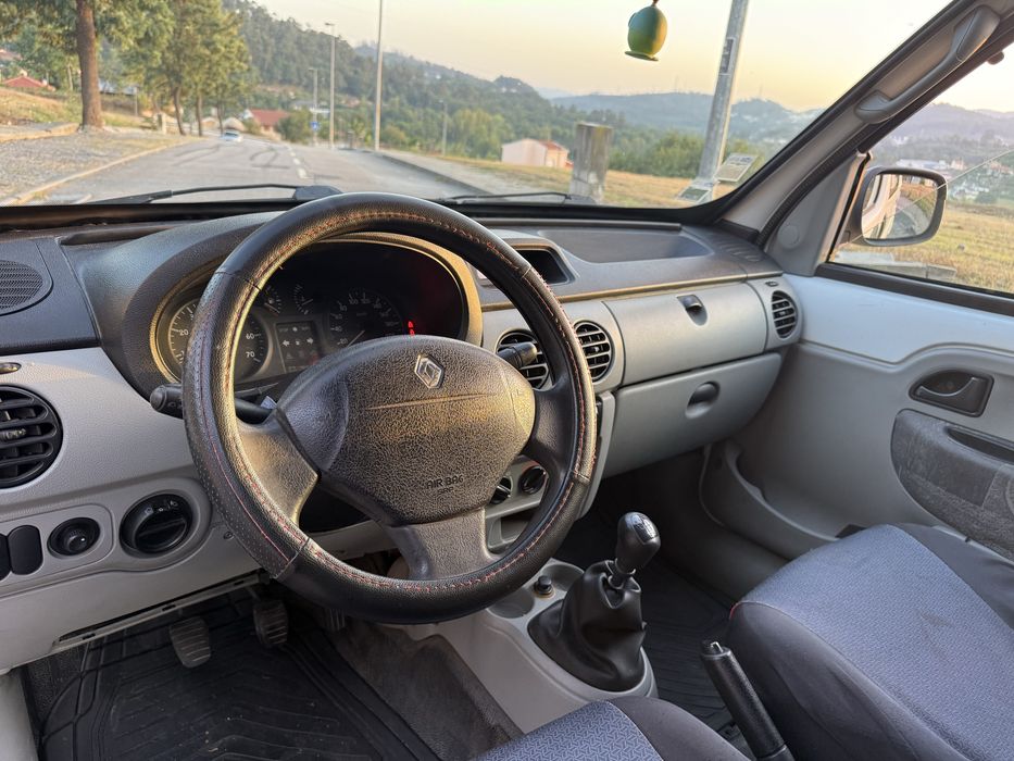 Renault Kangoo 1.5 dci -03