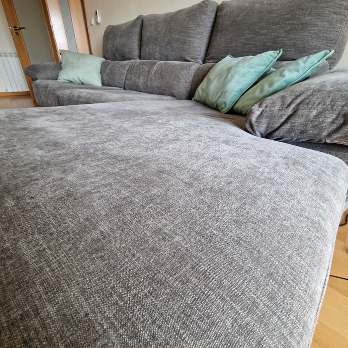 sofa de canto espacoso em estado impecavel