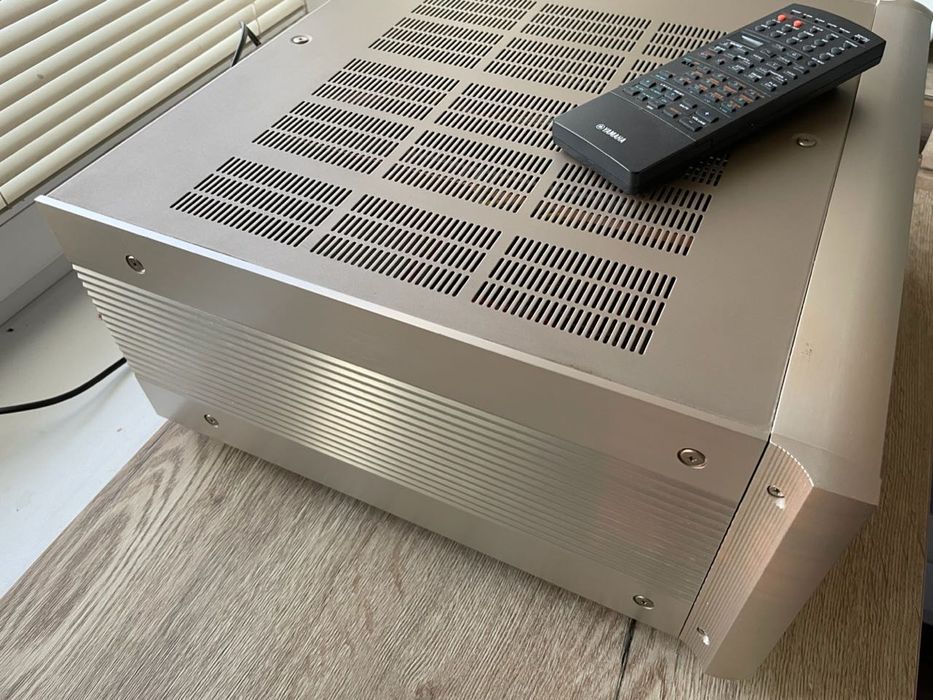 アンプ YAMAHA DSP-AX1 ヤマハ | 1999年 DSP-AX1 - ヤマハフラッグシップAVアンプの系譜