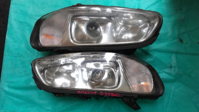 Opel Omega B Lampy przednie soczewki