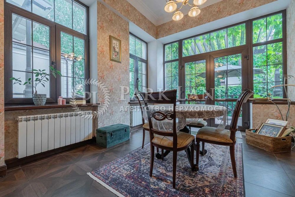 Будинок, який будувався для себе. Тихий центр міста | 292 м² | Вулиця Добросусідська