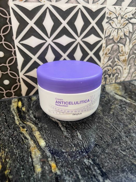 Antycellulitowy krem do ciała Super Jakość  250 ml. Deliplus