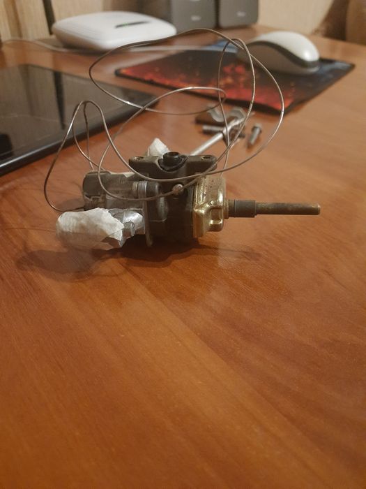 Крани на газові конфорки до плити Бош