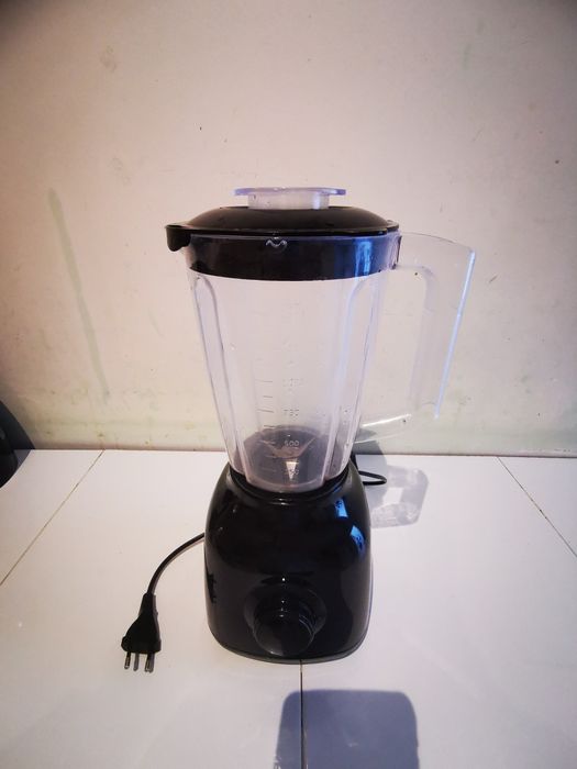 Liquidificador jarro acrílico bem estimado