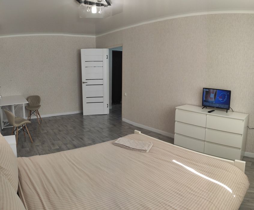 Квартира подобово (посуточно)