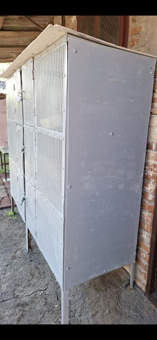 Клітка для кролів.