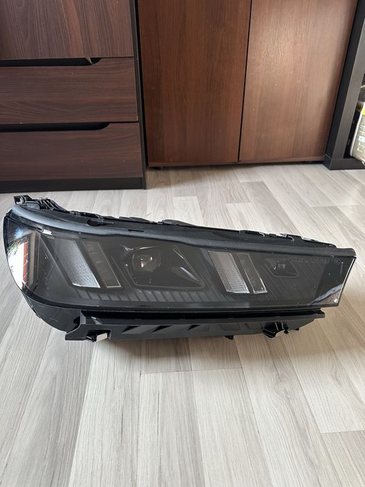 Фара BMW ix i20