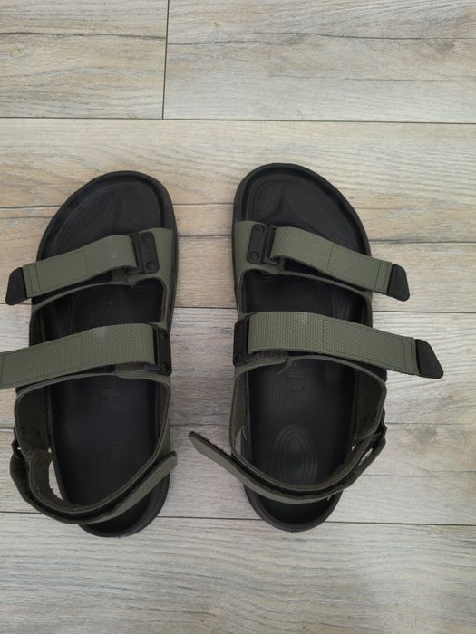 Męskie sandały z Birkenstock.