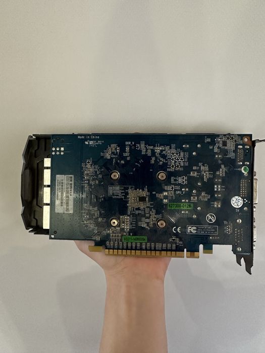 Відеокарта gtx 750ti 2gb