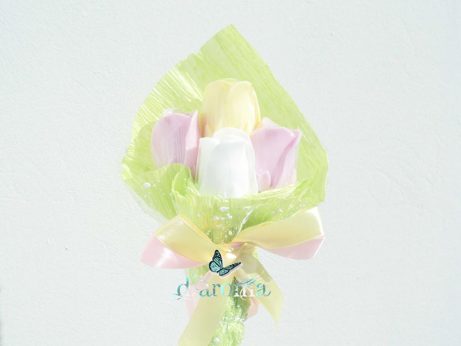 ARRANJO ROSAS em Sabonete decorativo