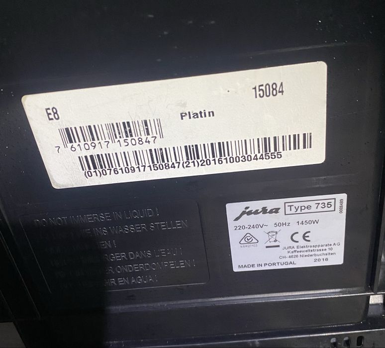 Продам кавомашину Jura E8 Platin всього 7377 чашок