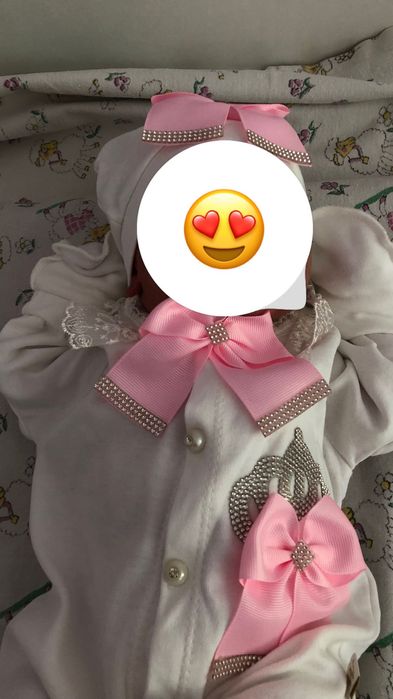 Комплект на виписку для дівчинки