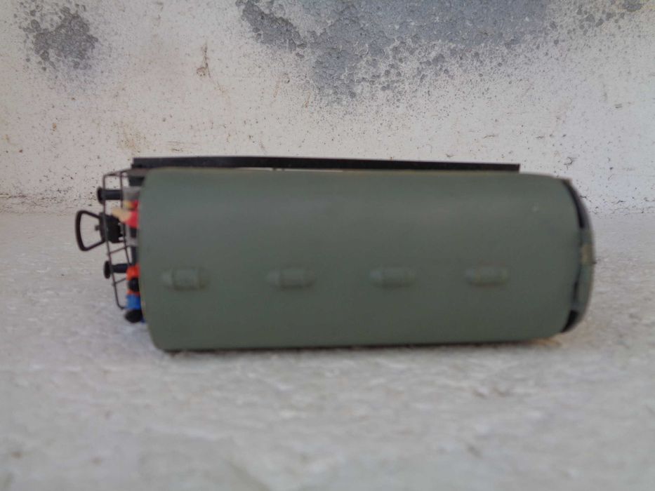 1:87 PIKO Vagão transformado de passageiros com personagens