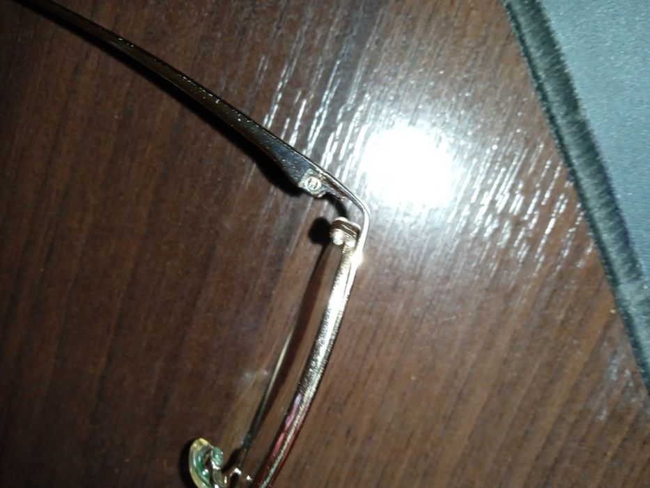 Продам окуляри для зору