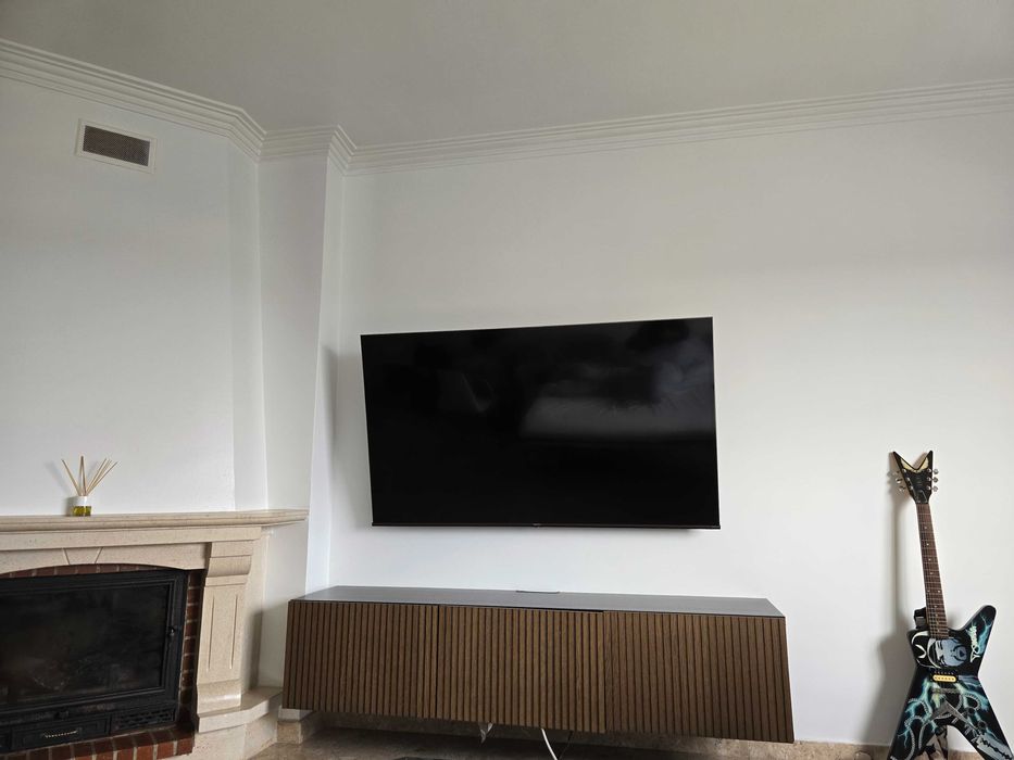 HISENSE 65U7HQ (ULED -
65'' - 165 cm - 4K Ultra HD - Smart TV)