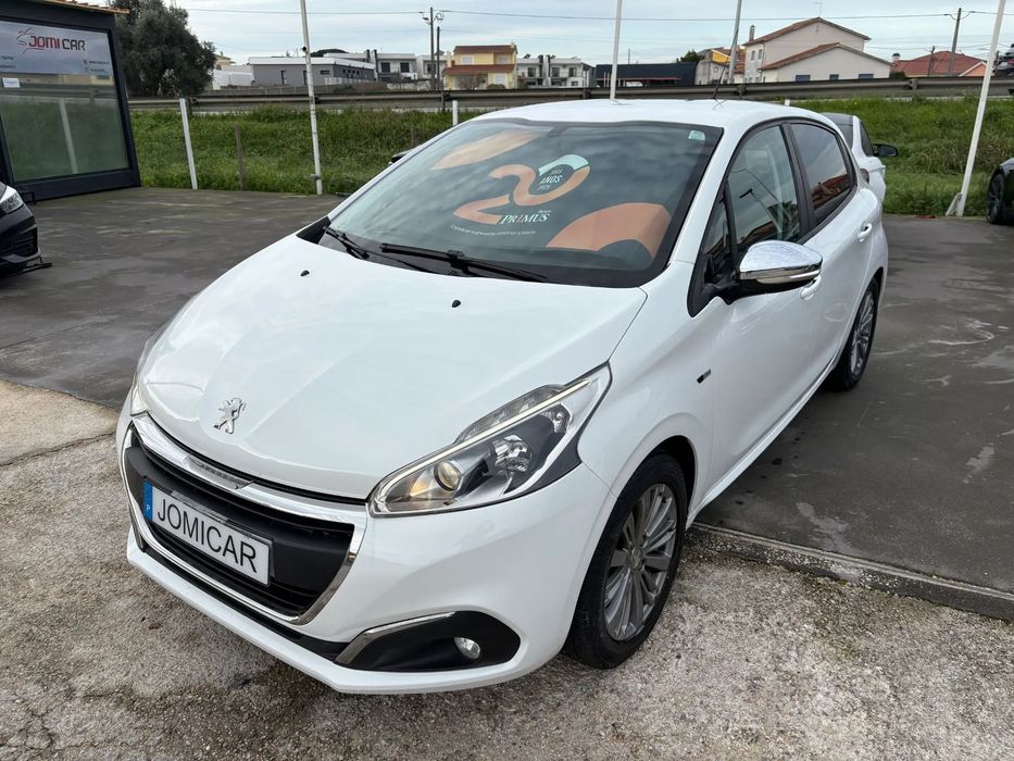 Peugeot 208 1.2 VTi SE Style