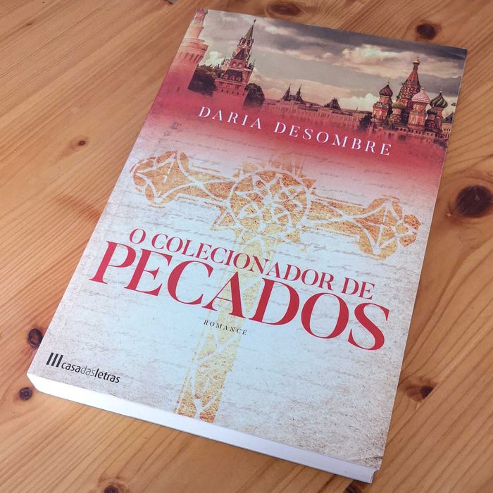 O Colecionador de Pecados - Daria Desombre - Livro