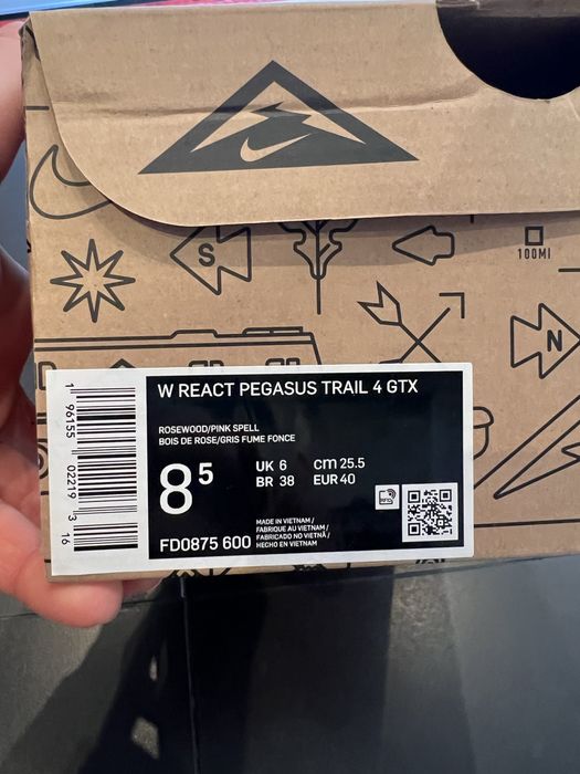 Продам кросівки nike goretex trail