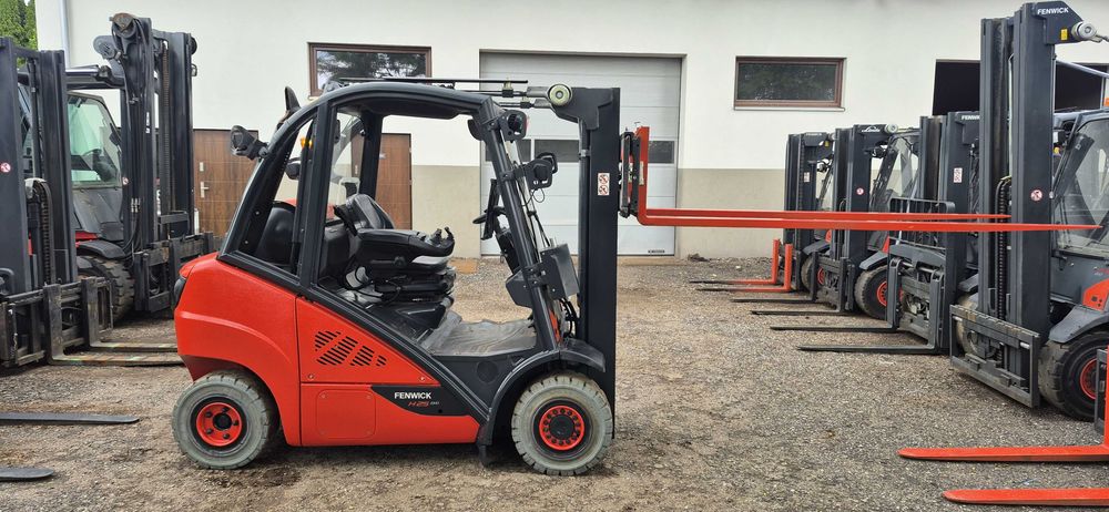Wózek Widłowy Linde H25T - Rok 2018 - Triplex 4.70m - pozycjoner / przesuw boczny - widły 240 cm. Stan BDB