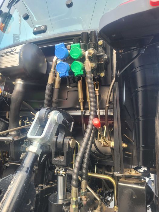 Трактор СКАУТ TB-904С з кондиціонером