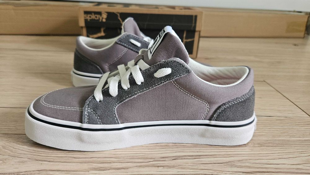 Barefoot Splay Rev LT London