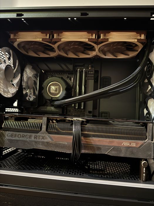 Топовий ПК Ryzen 7 9800X3D + RTX 5080 Noctua OC / 32GB DDR5 / Samsung 9100 Pro 1TB / ROG X870E Hero BTF