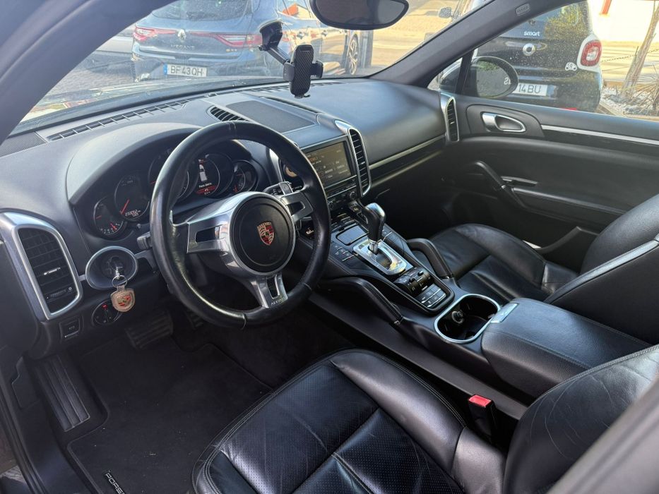 Porsche cayenne s 3.0 v6