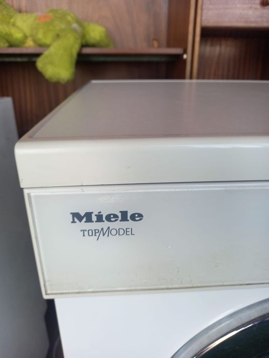Maquina de lavar roupa Miele