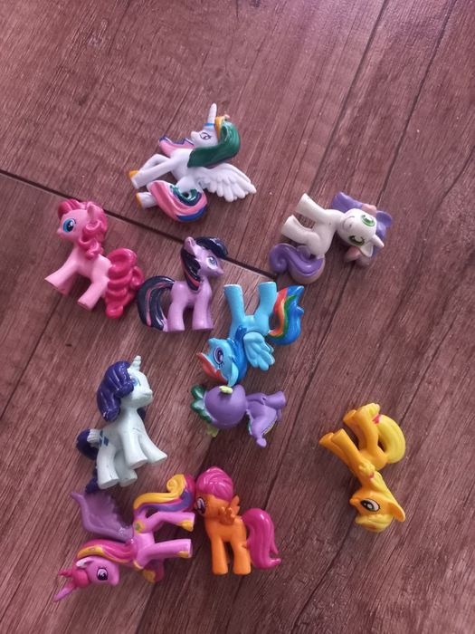 Zestaw My Little Pony puzzle + 10 koników