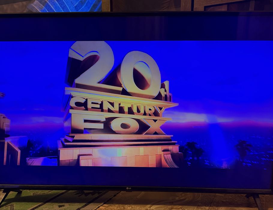 Продам телевизор LG