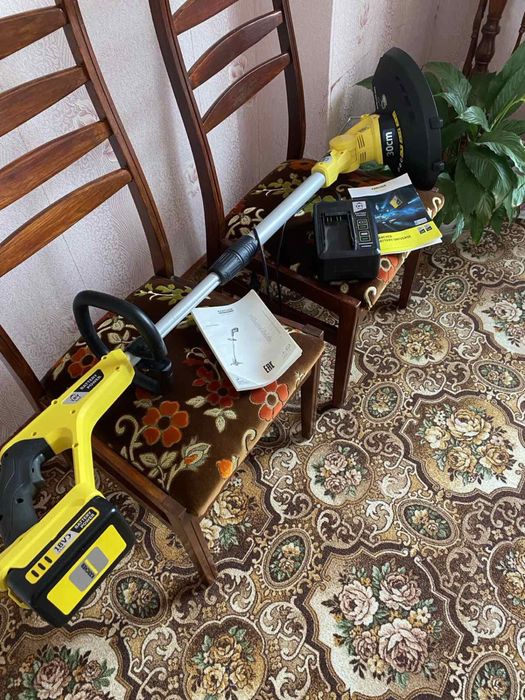 Продам акомуляторний трімер Karcher