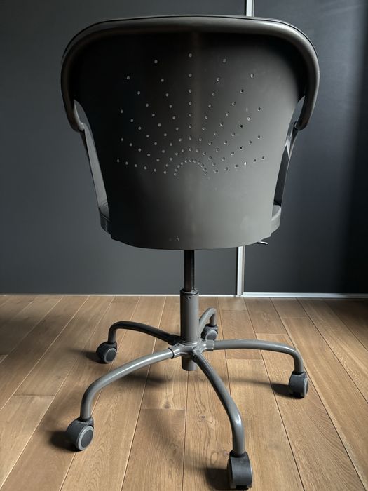 Krzesło obrotowe Ikea Roberget