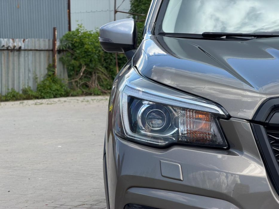 Авто  Субару  форестер 2019