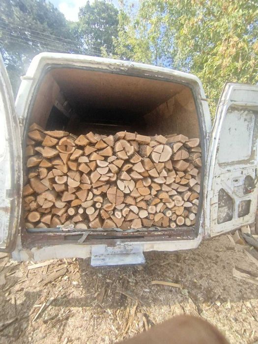 ПРОДАМ дрова Дуб колотий длина 33- 35 см
Середній покол.