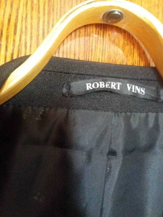 Продам мужской костюм