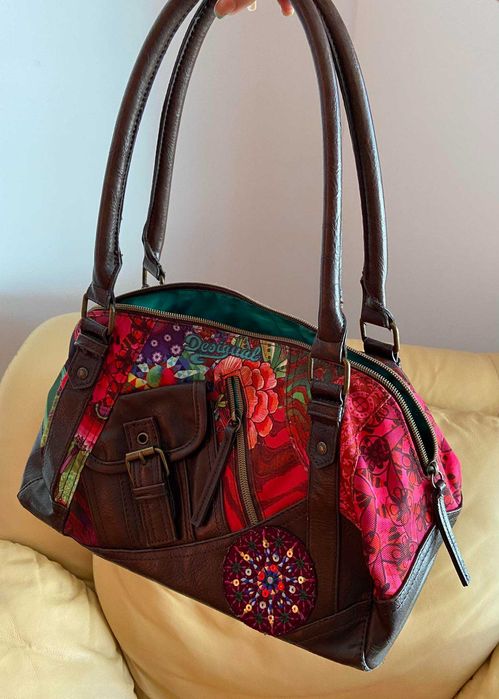 Mala de mão Desigual